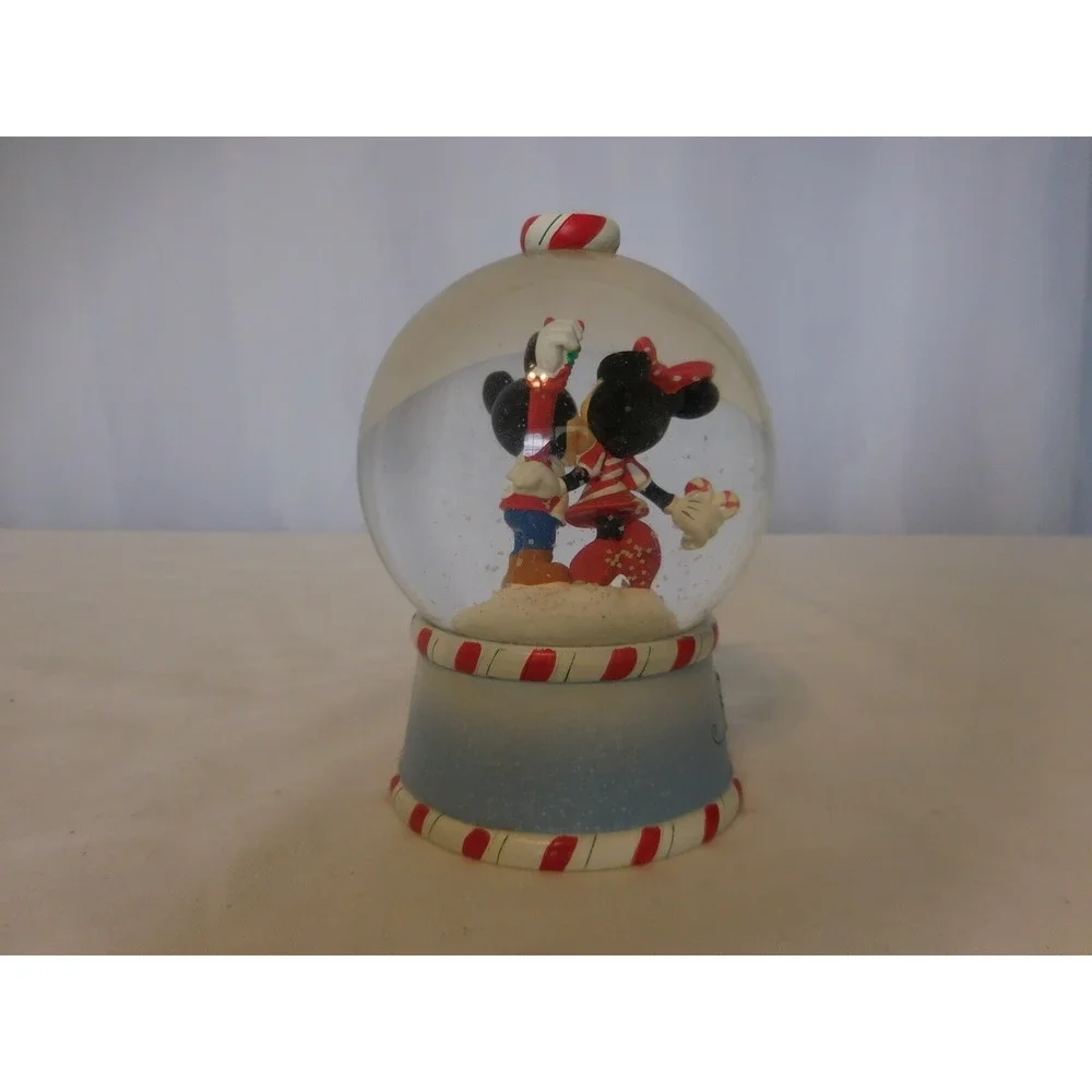 Disney Christmas Minnie Kissing Mickey Mouse Snow Globe Under the Mistletoe 2010